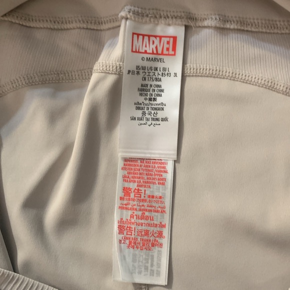 Marvel Avengers FIT Moisture wicking womans Leggings - Picture 9 of 13